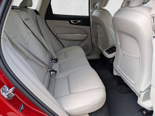 Used 2021 Volvo XC60 T6 Inscription AWD/4WD image 21