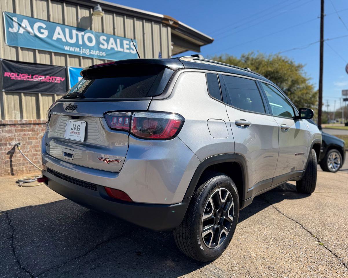 Used 2019 Jeep Compass Trailhawk AWD/4WD image 7