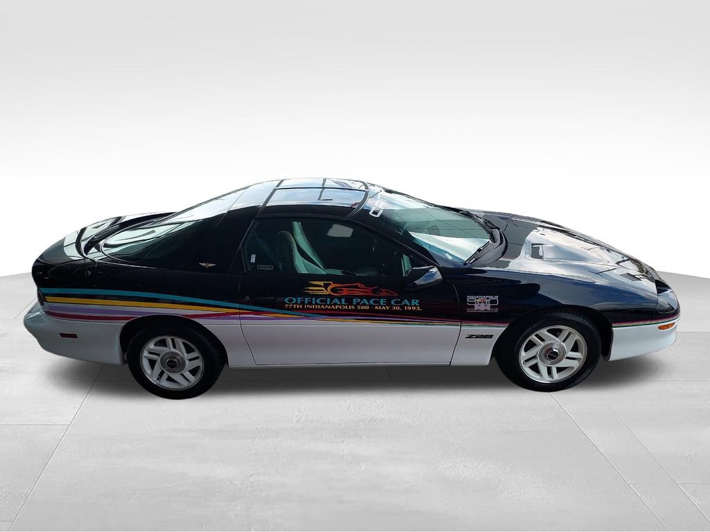 Used 1993 Chevrolet Camaro Z28 RWD image 6