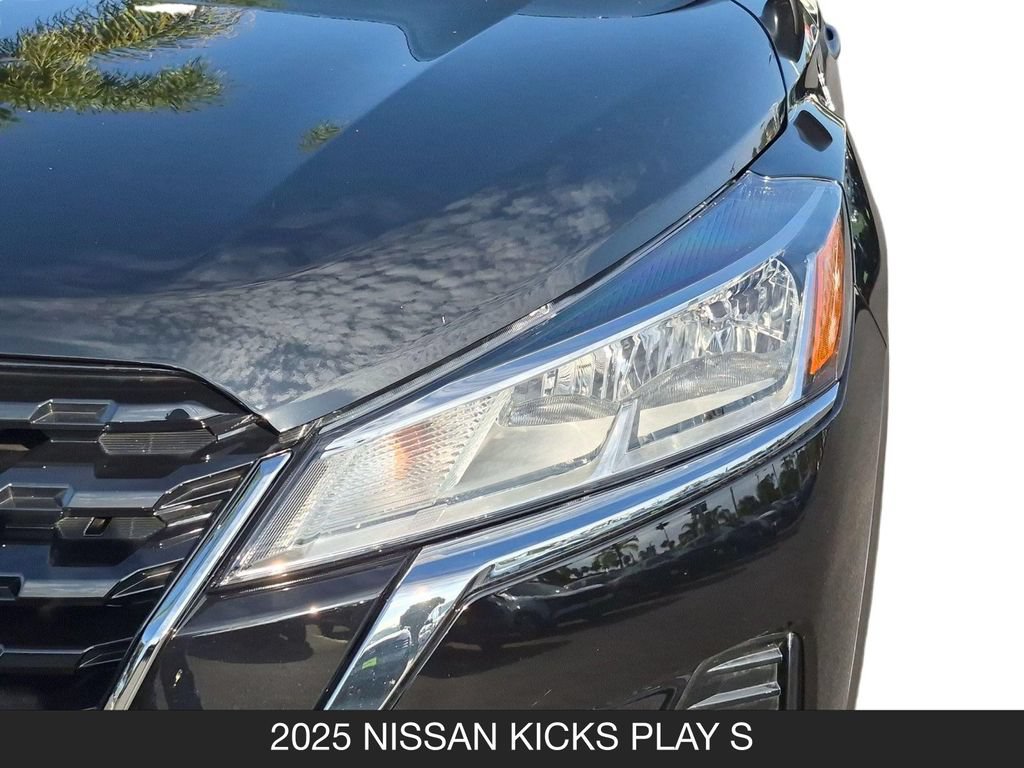Used 2025 Nissan Kicks Play S FWD image 10