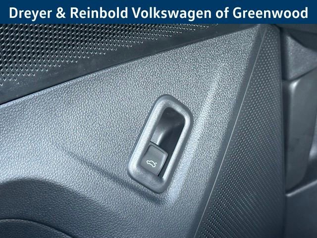 New 2026 Volkswagen Tiguan SE R-Line image 21