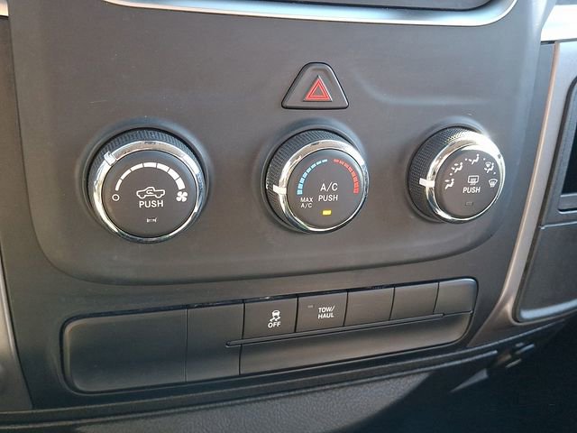 Used 2024 RAM 1500 Classic SLT AWD/4WD image 16