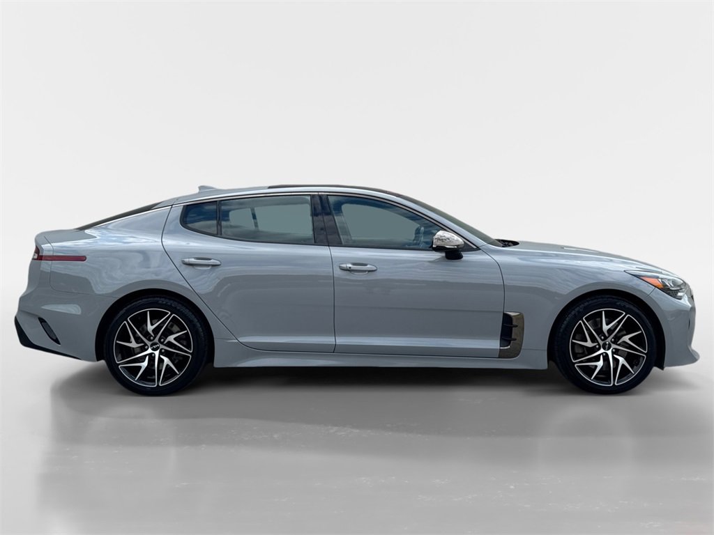 Used 2022 Kia Stinger GT-Line w/ Sun & Sound Package image 8