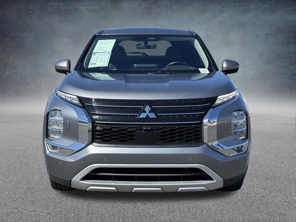 Used 2024 Mitsubishi Outlander SE AWD/4WD image 8