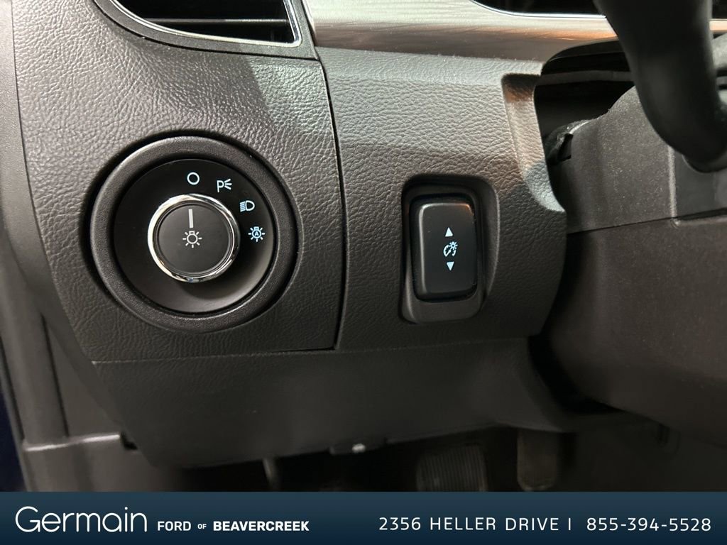 Used 2017 Ford Taurus SEL image 17