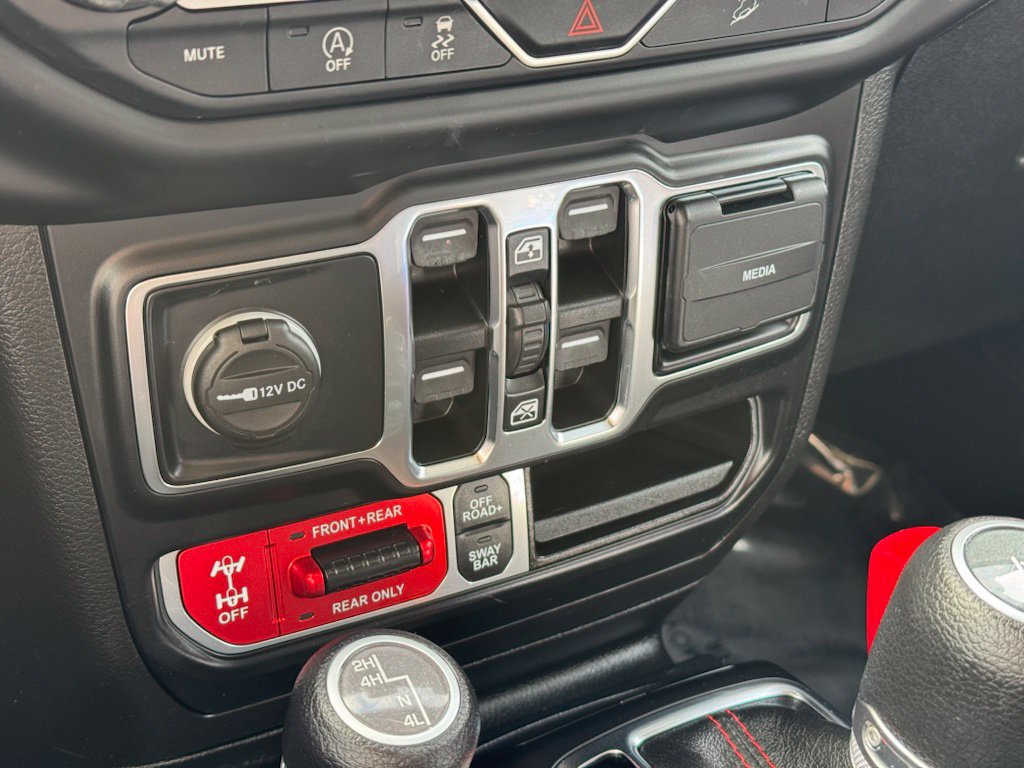 Used 2021 Jeep Wrangler Unlimited Rubicon AWD/4WD image 15