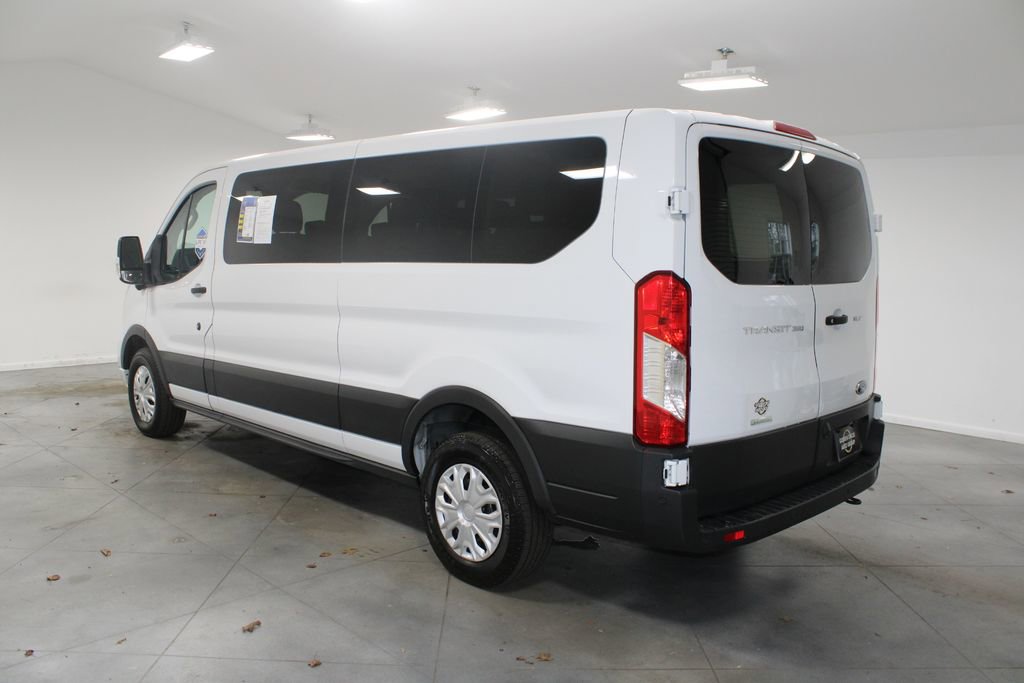Used 2023 Ford Transit 350 XLT image 7