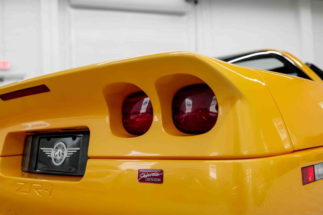 Used 1991 Chevrolet Corvette ZR-1 RWD image 35