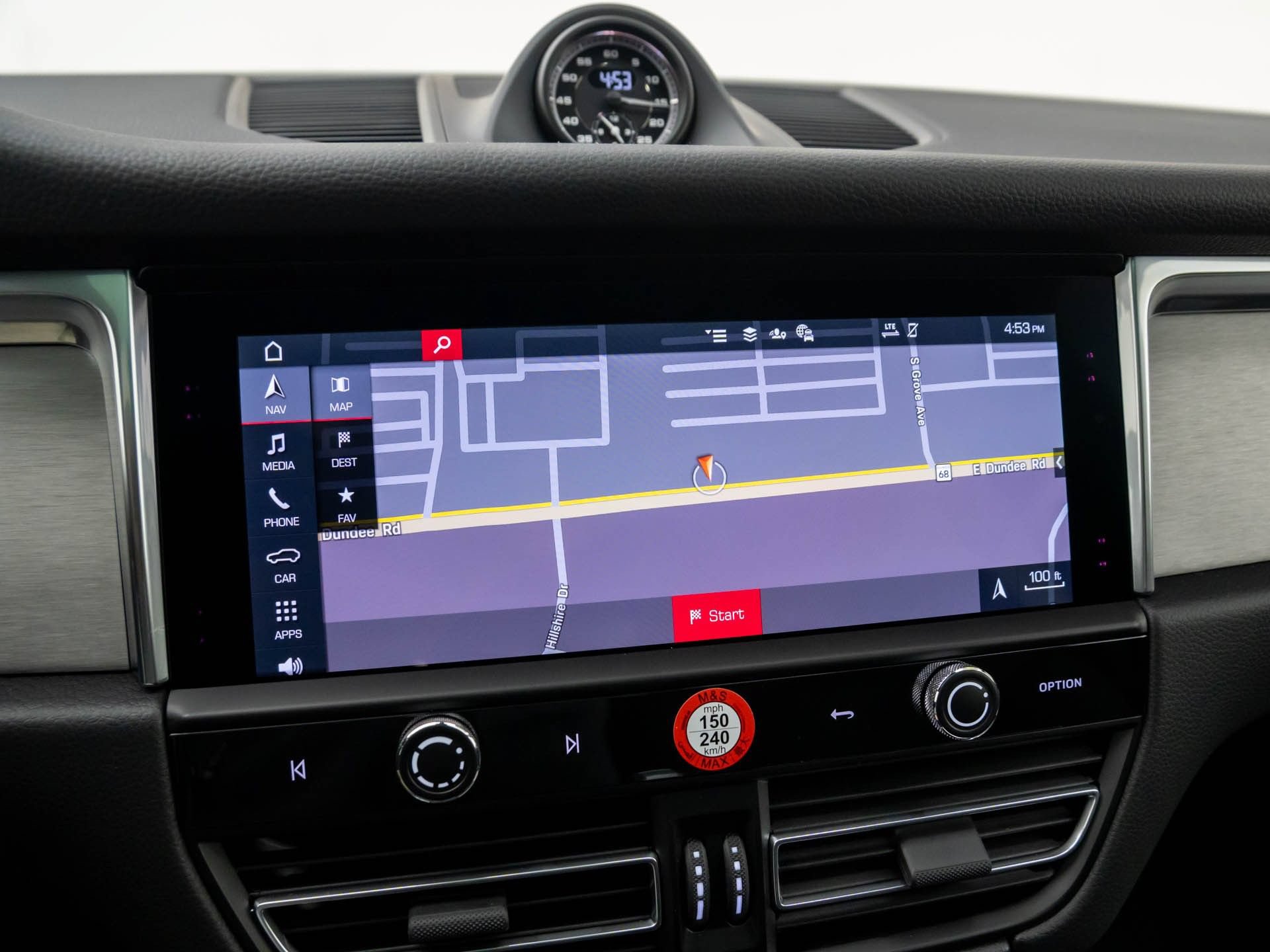Certified 2026 Porsche Macan AWD/4WD image 25