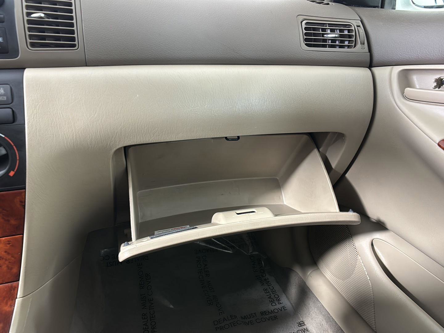 Used 2007 Toyota Corolla LE image 29