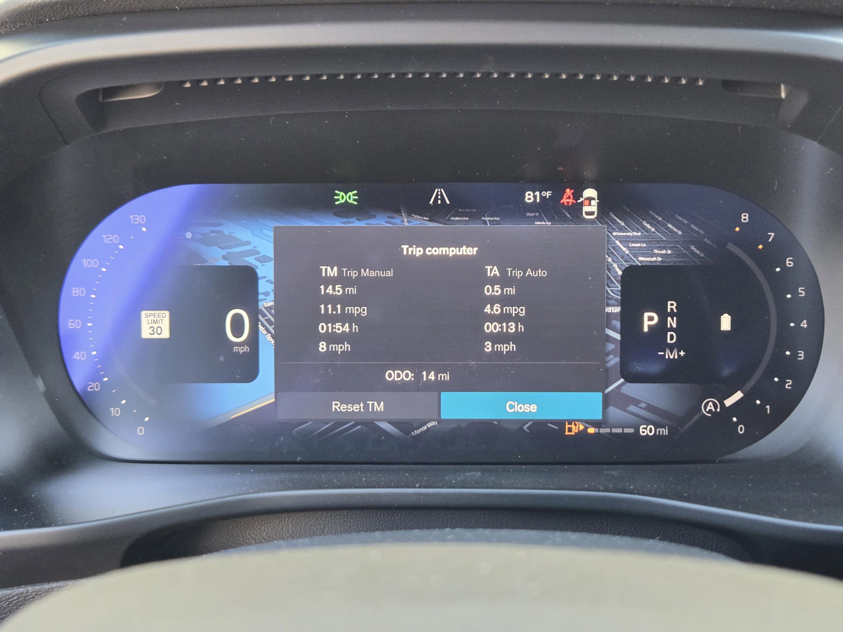 New 2026 Volvo XC40 B4 Plus w/ Protection Package Premier FWD image 13