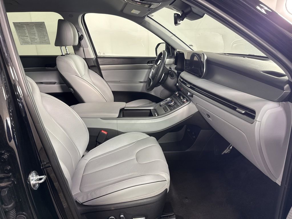 Used 2025 Hyundai Palisade SEL image 15