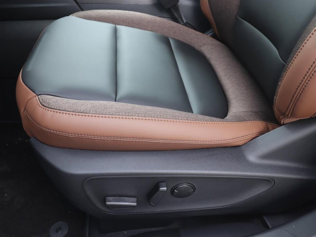 New 2025 Ford Bronco Sport Outer Banks w/ Outer Banks Tech Package+ image 18