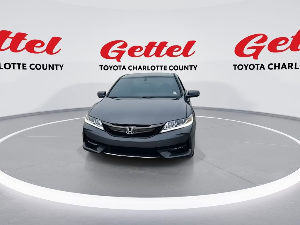 Used 2017 Honda Accord EX-L image 3