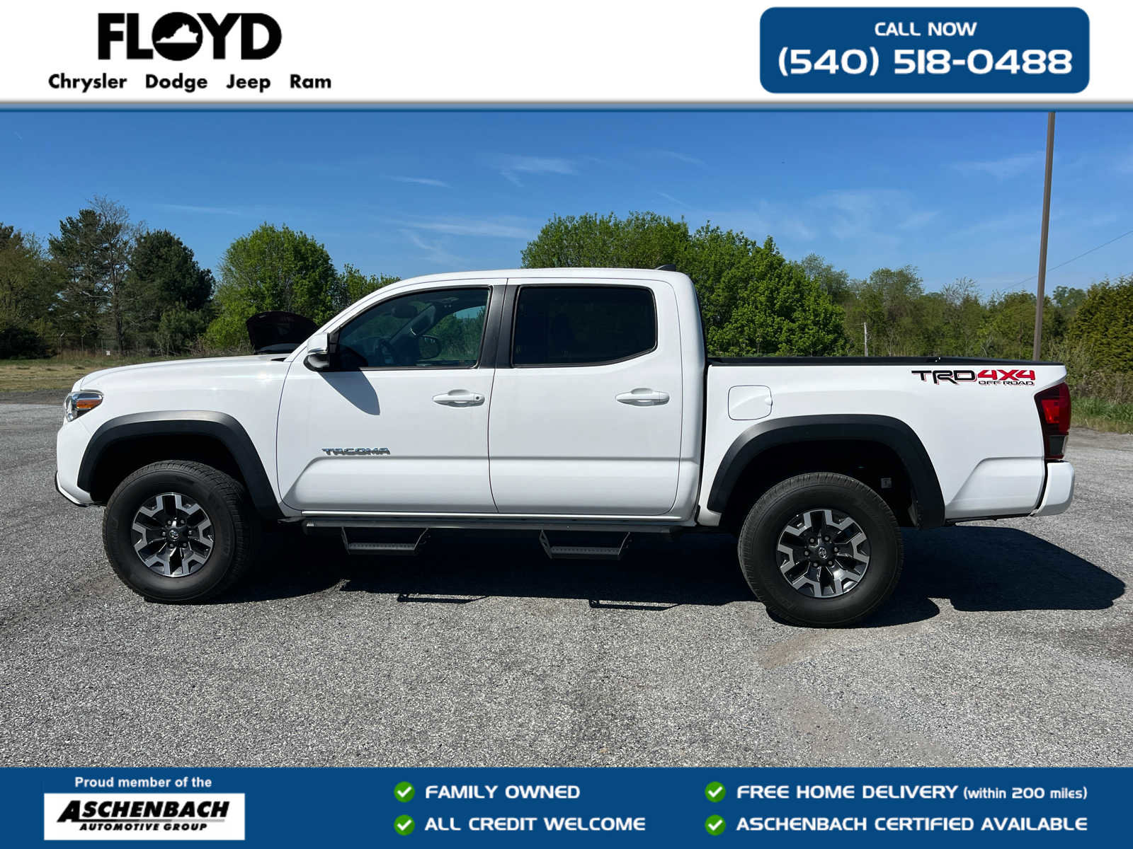 Used 2019 Toyota Tacoma TRD Off-Road AWD/4WD image 6