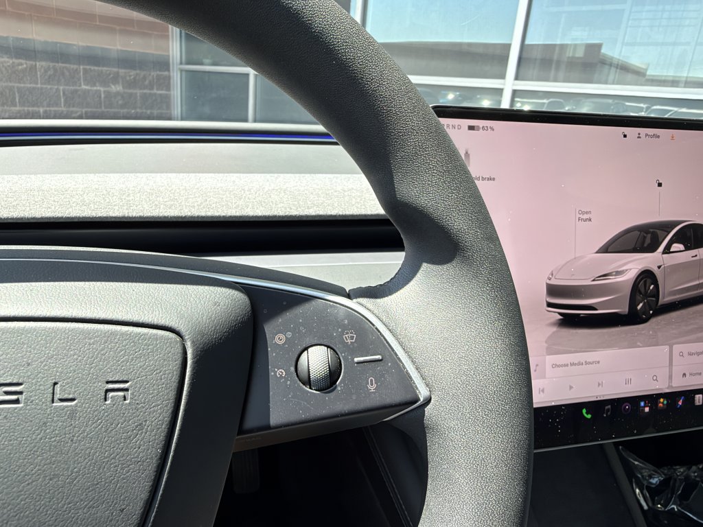 Used 2025 Tesla Model 3 Long Range RWD image 35