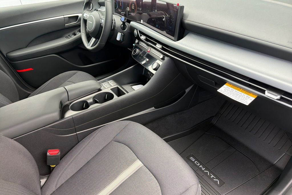 New 2026 Hyundai Sonata SEL FWD image 13