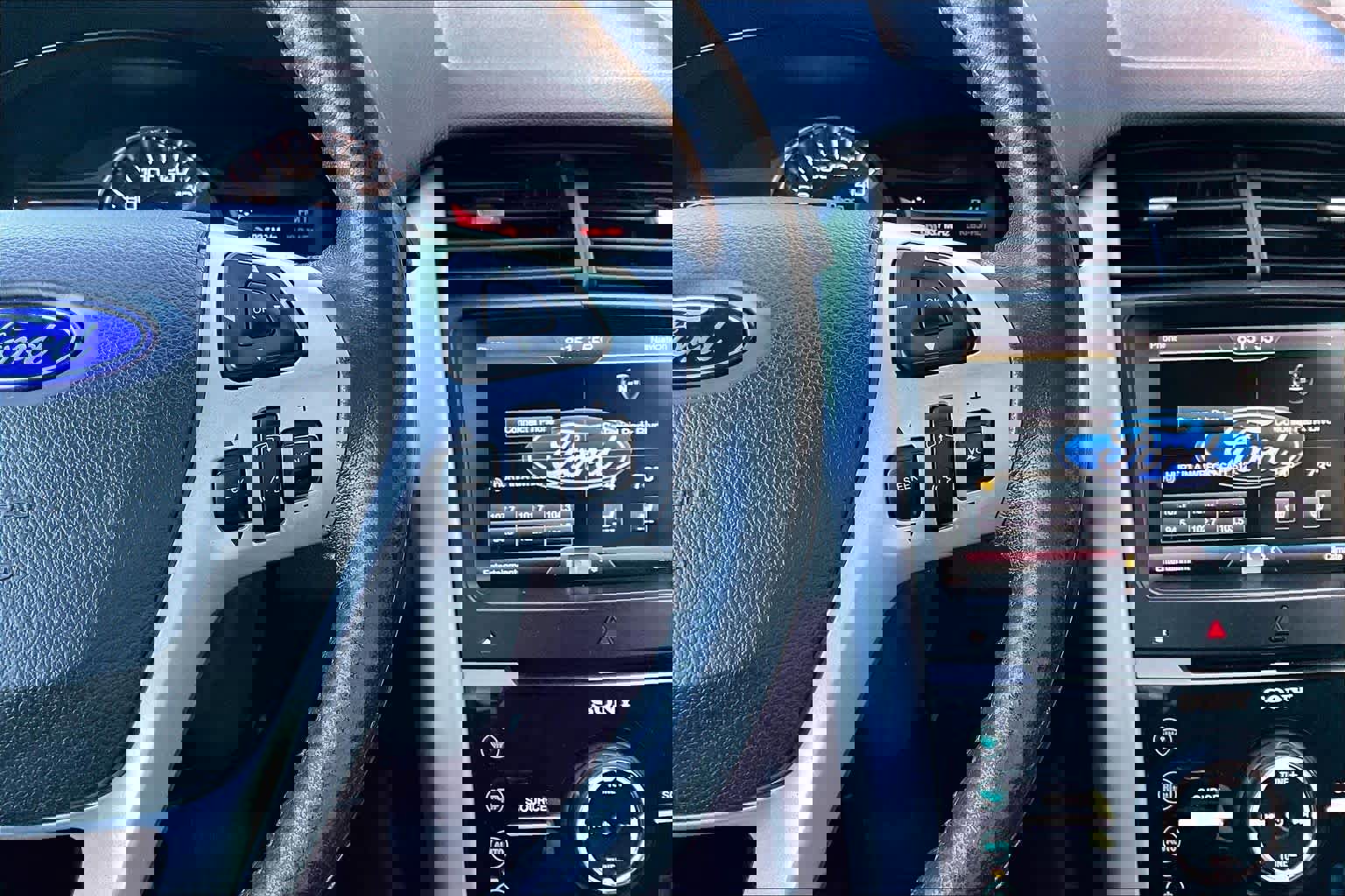 Used 2014 Ford Edge Limited w/ Equipment Group 302A image 25