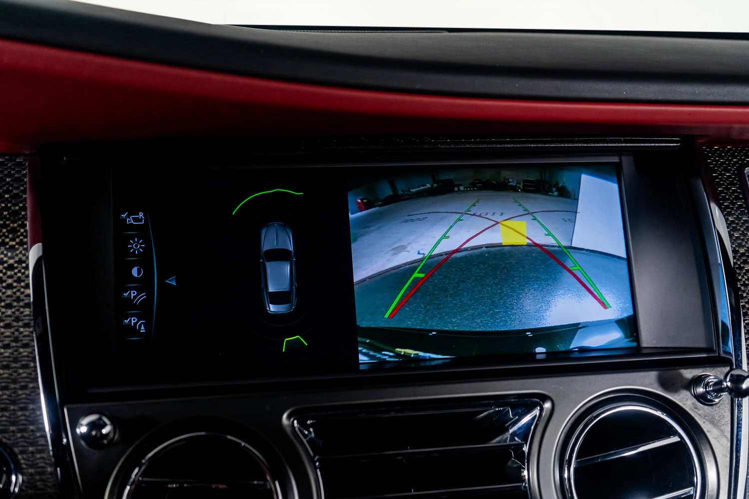 Used 2019 Rolls-Royce Wraith image 24