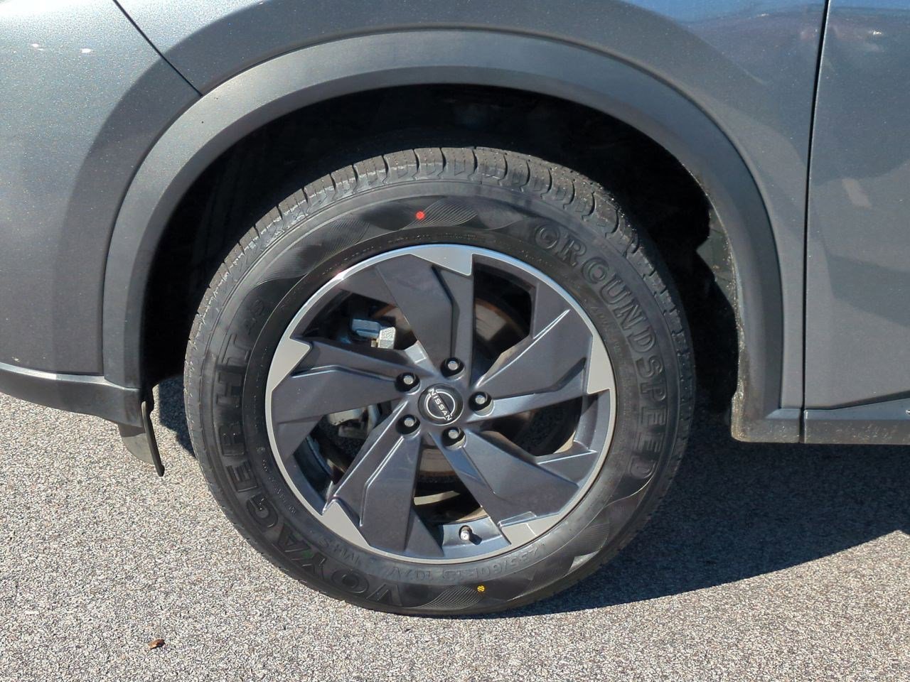 Certified 2024 Nissan Rogue SV image 11