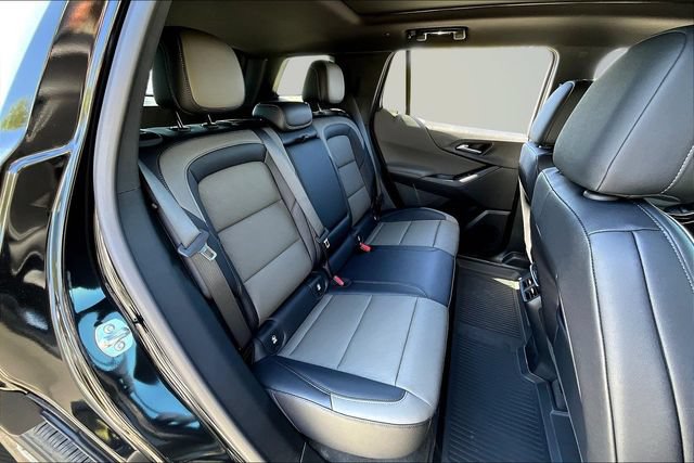 New 2026 Chevrolet Equinox LT w/ Convenience Package II FWD image 9