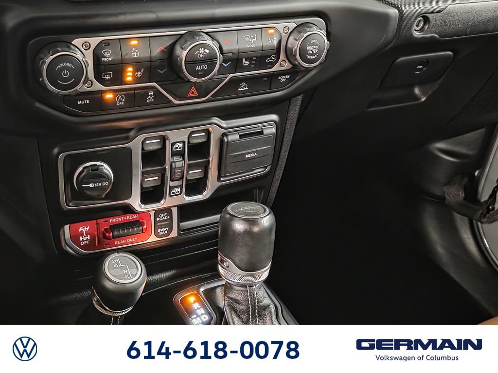 Used 2023 Jeep Gladiator Rubicon w/ Cold Weather Group AWD/4WD image 30