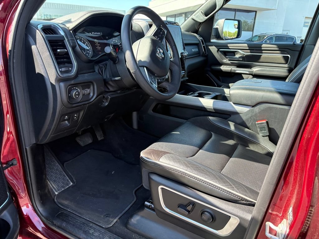 Used 2025 RAM 1500 Laramie AWD/4WD image 14