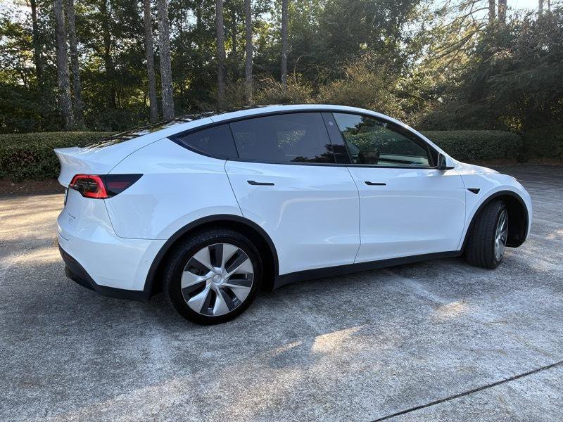 Used 2022 Tesla Model Y Long Range AWD/4WD image 4