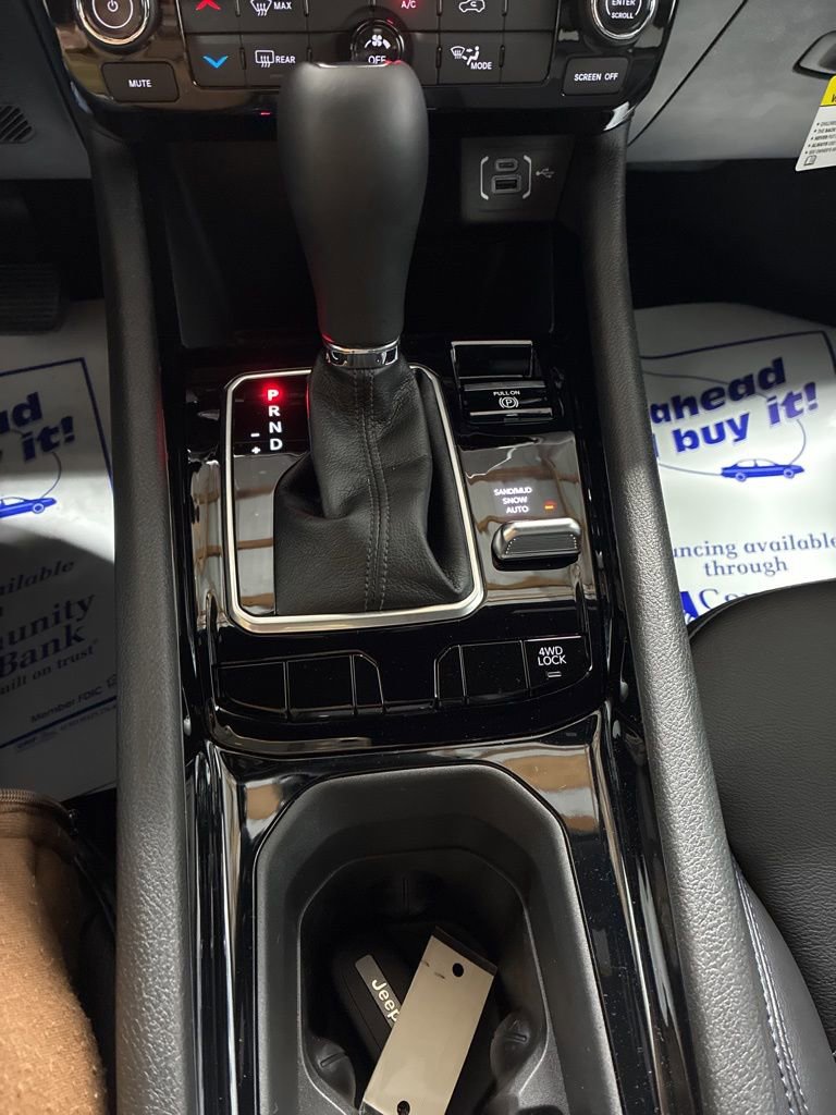 New 2026 Jeep Compass Latitude image 19