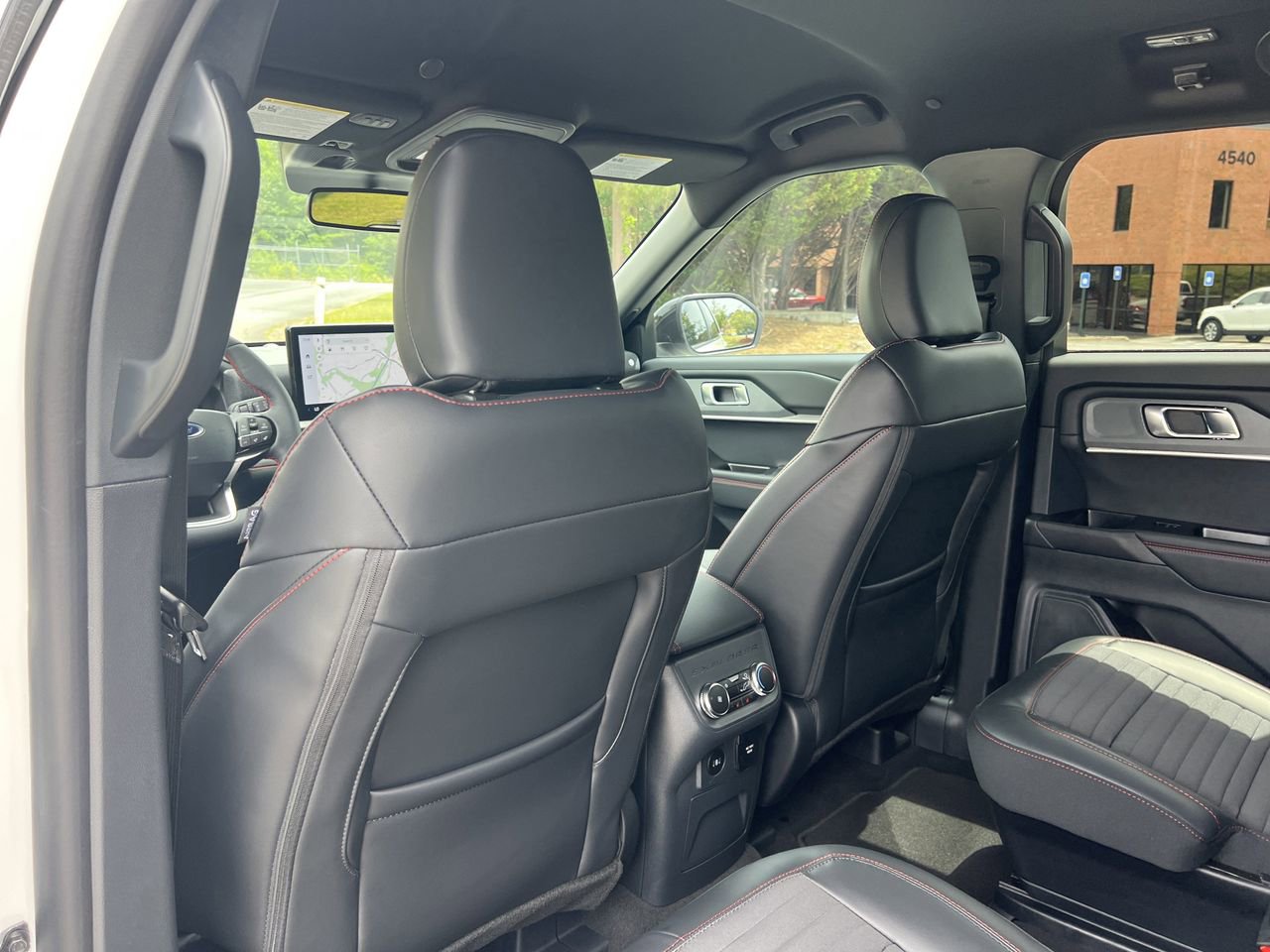 New 2026 Ford Explorer ST-Line w/ ST-Line Street Pack RWD image 18