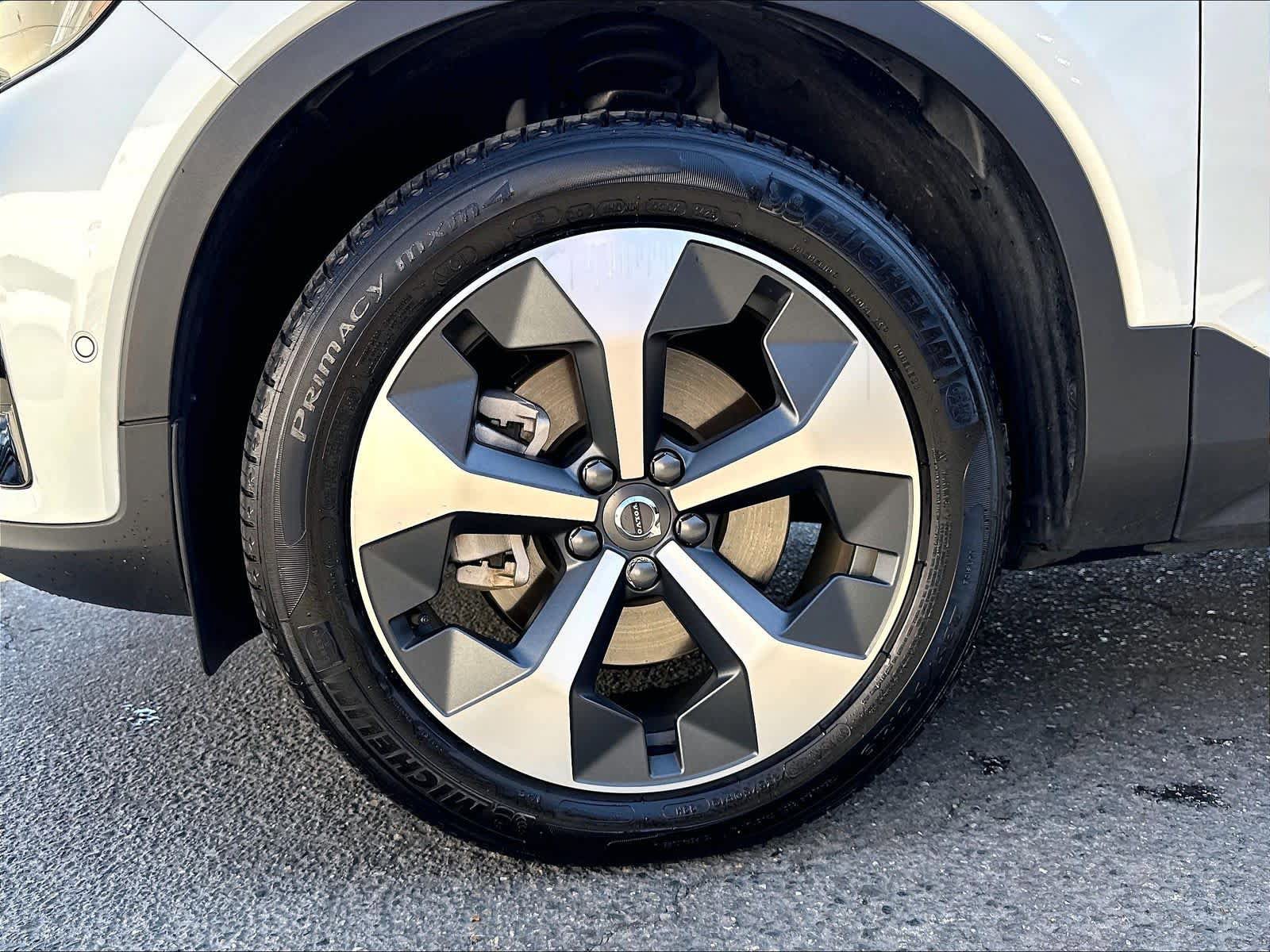 Used 2026 Volvo XC40 B5 Plus w/ Protection Package Premier AWD/4WD image 12
