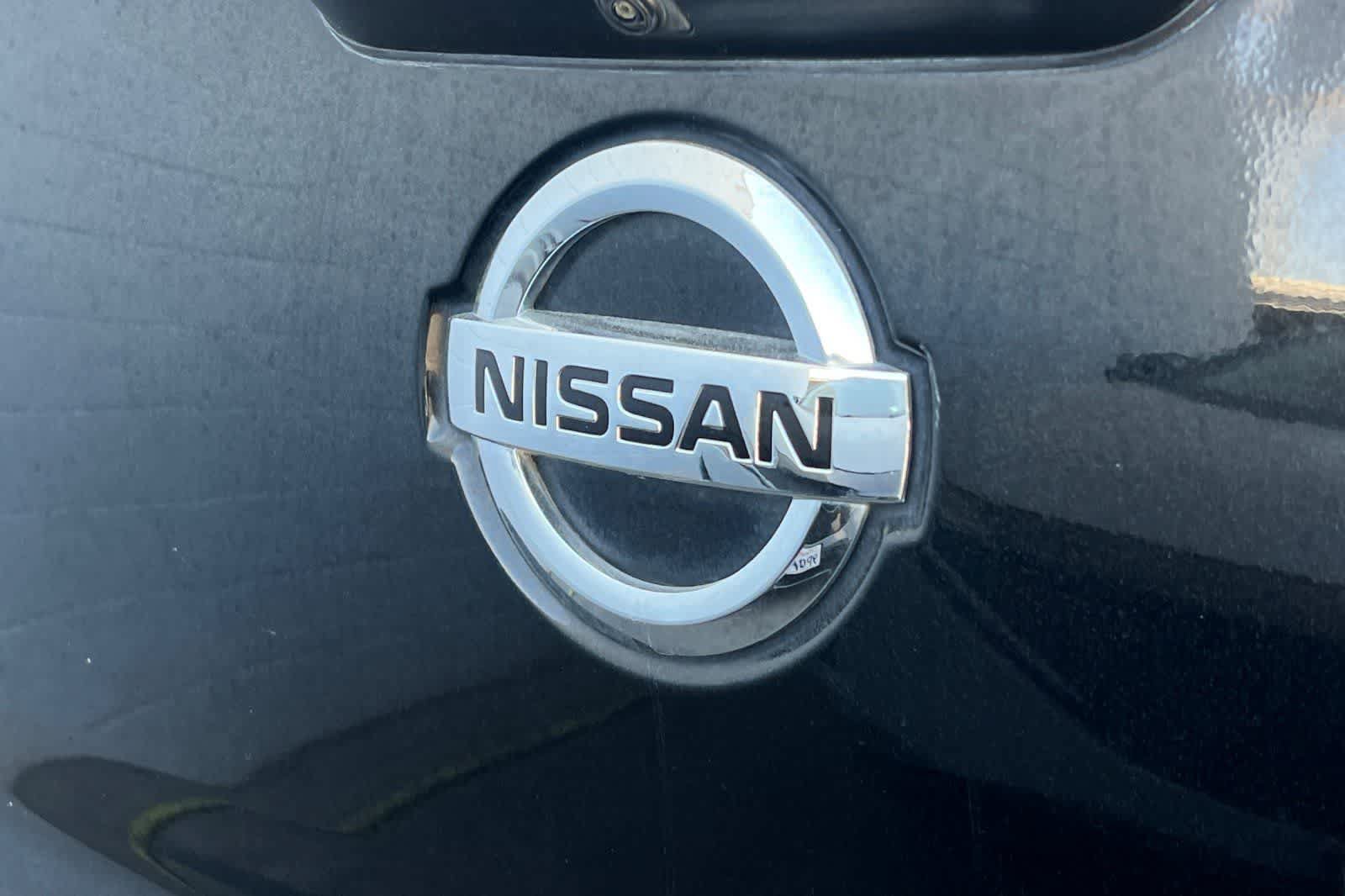 Used 2021 Nissan Titan SV w/ SV Convenience Package AWD/4WD image 25