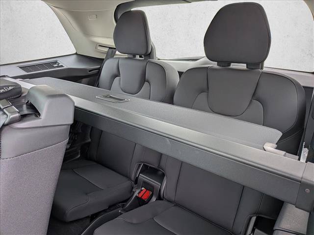 New 2026 Volvo XC90 B5 Plus w/ Protection Package AWD/4WD image 18
