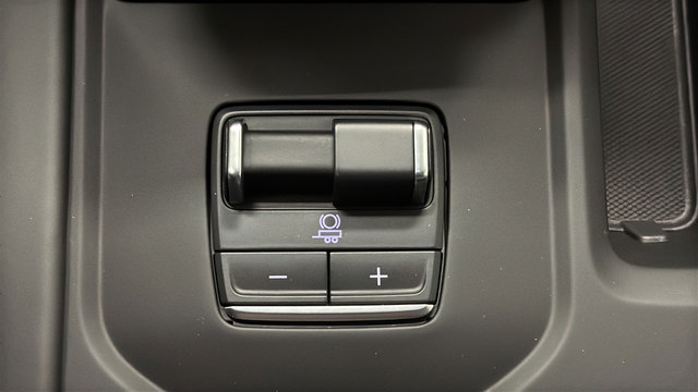 Used 2025 GMC Sierra 1500 Denali Ultimate AWD/4WD image 33