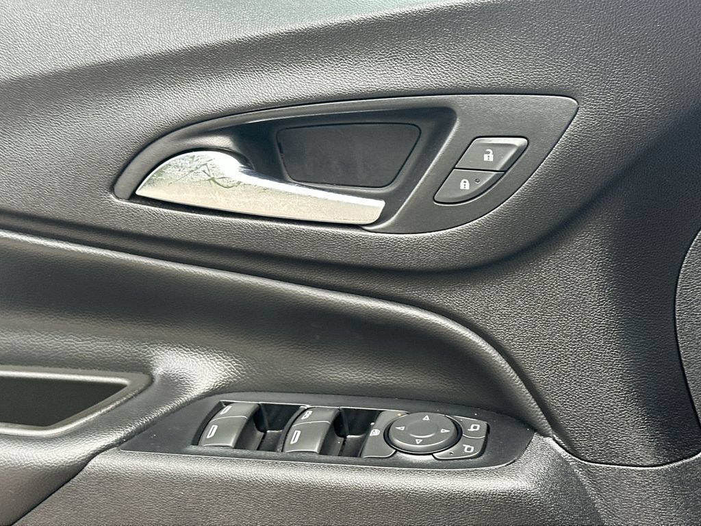 Used 2020 Chevrolet Equinox LT FWD image 29