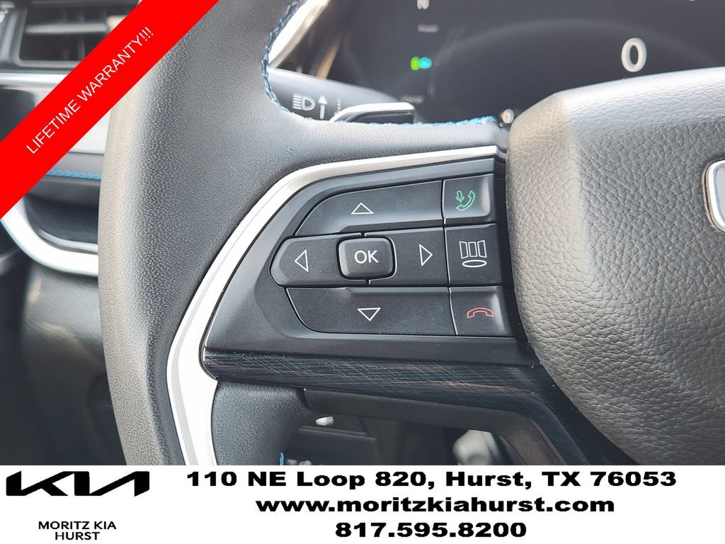 Used 2023 Jeep Grand Cherokee Trailhawk w/ Advanced Protech Group II AWD/4WD image 26