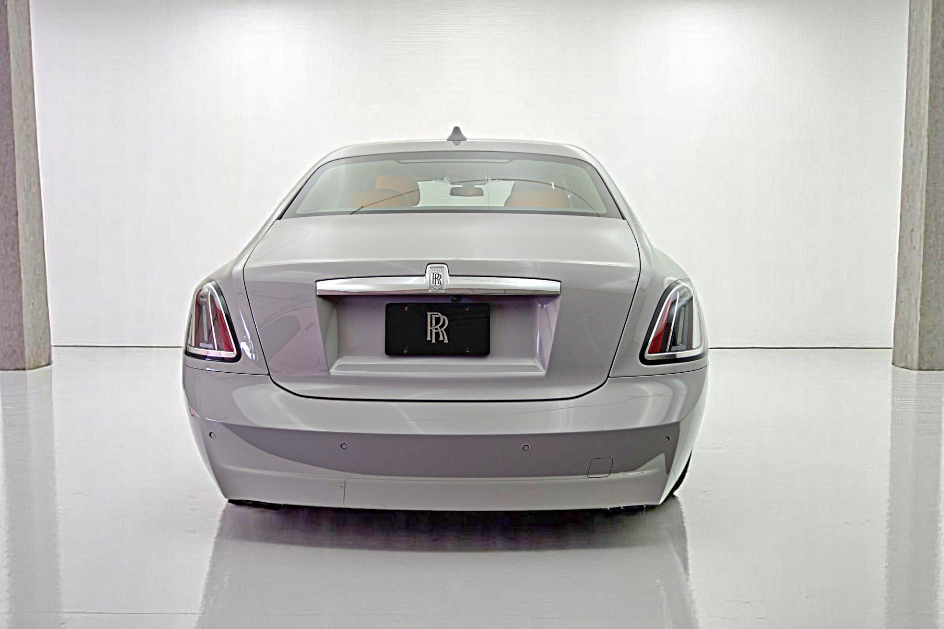 Used 2025 Rolls-Royce Ghost AWD/4WD image 11