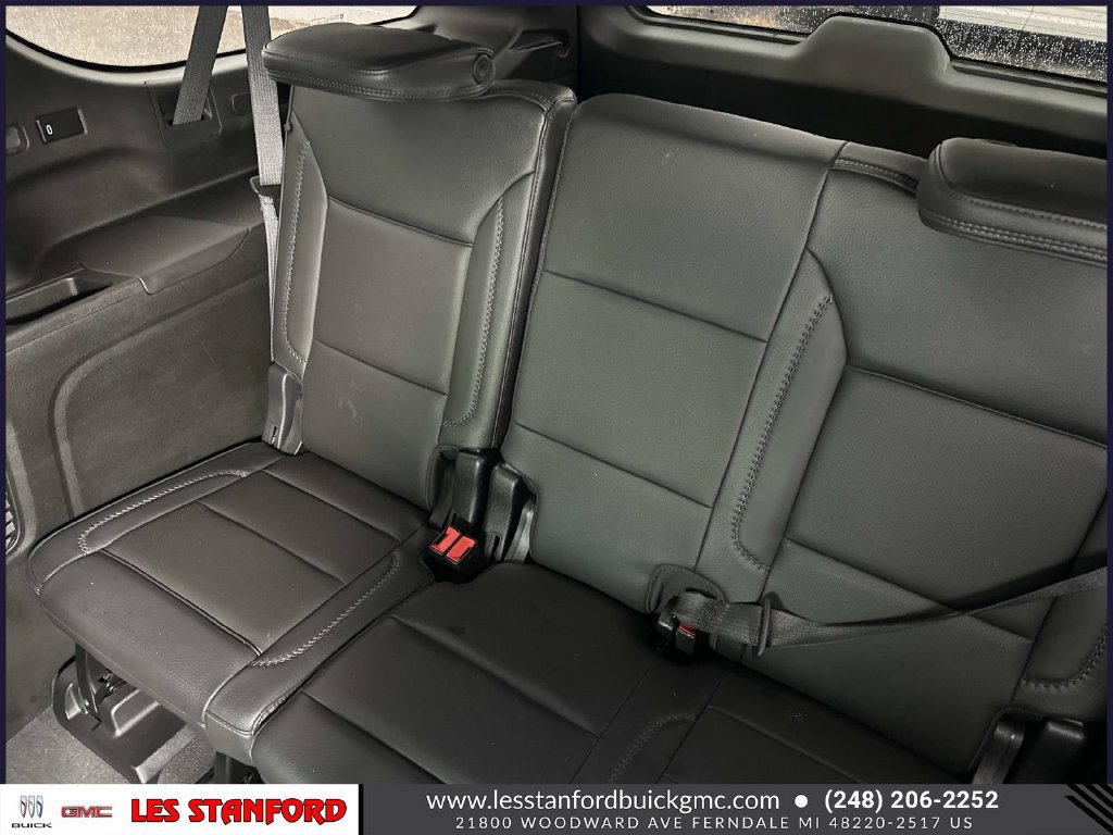Used 2024 GMC Yukon XL Denali AWD/4WD image 14