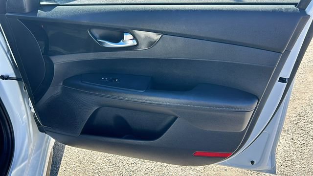 Used 2021 Kia Forte GT-Line image 10