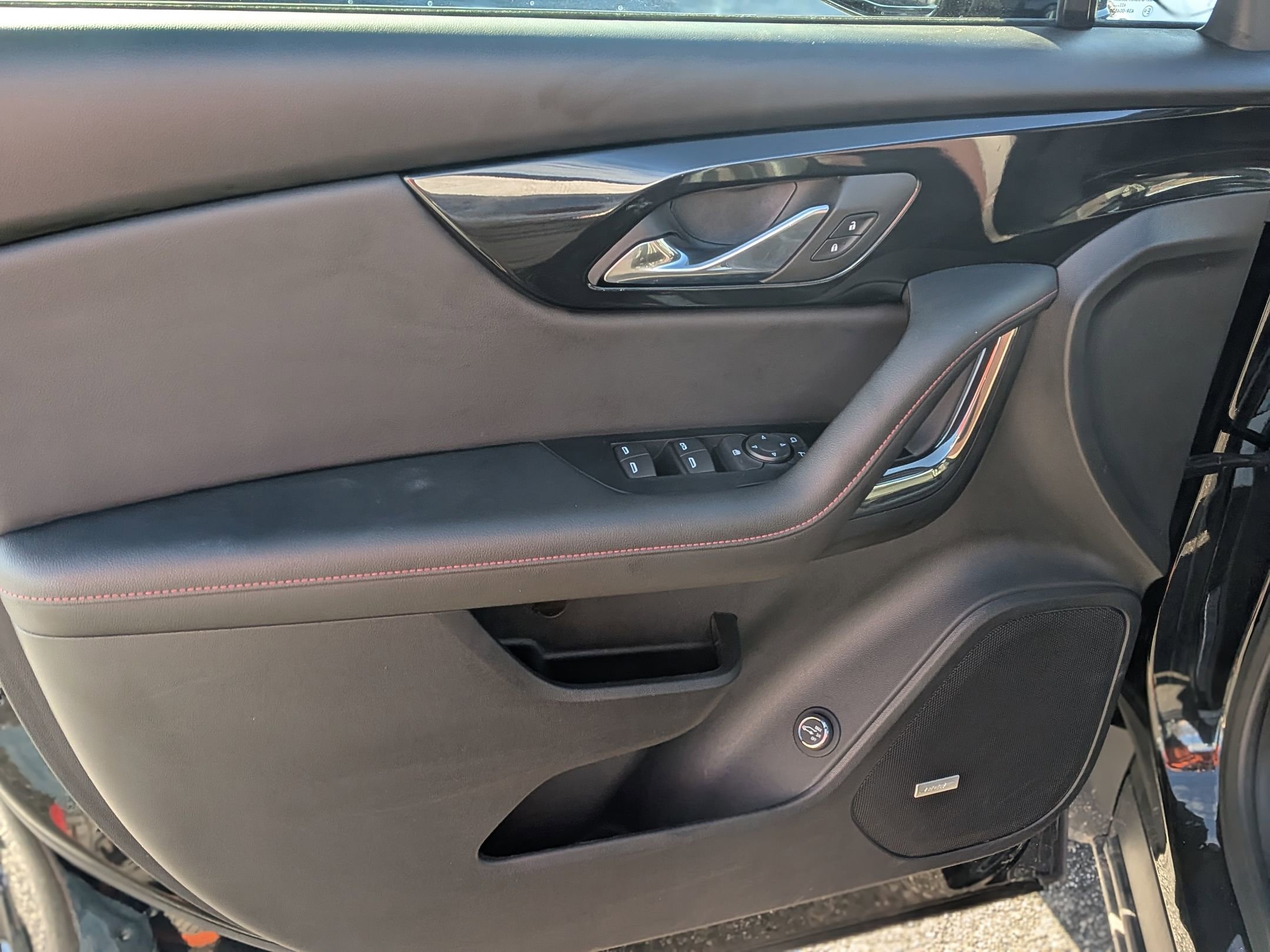 Used 2025 Chevrolet Blazer RS image 14