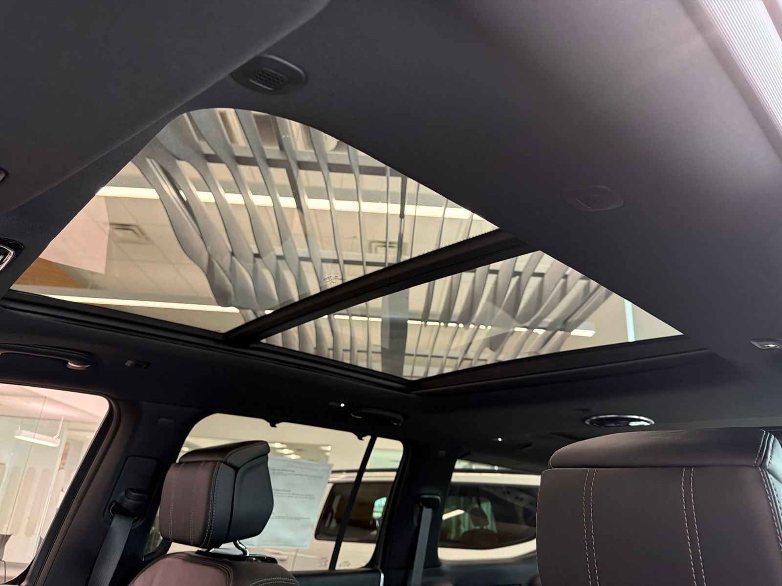 New 2026 Jeep Grand Wagoneer Summit w/ Premium Group III AWD/4WD image 14