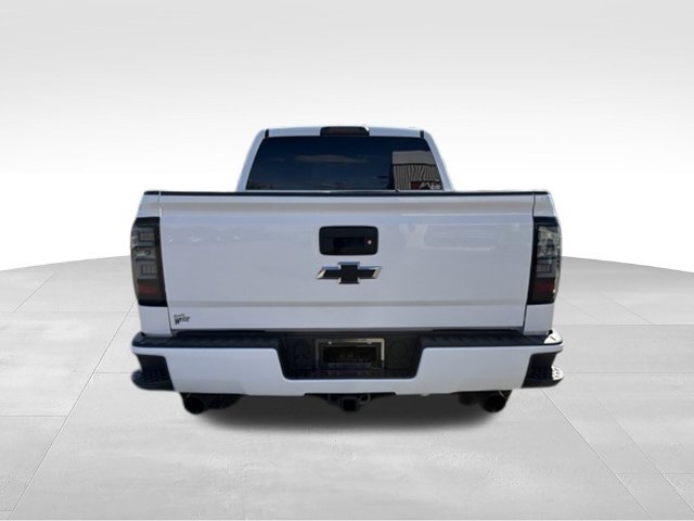 Used 2018 Chevrolet Silverado 1500 LT w/ All Star Edition AWD/4WD image 5
