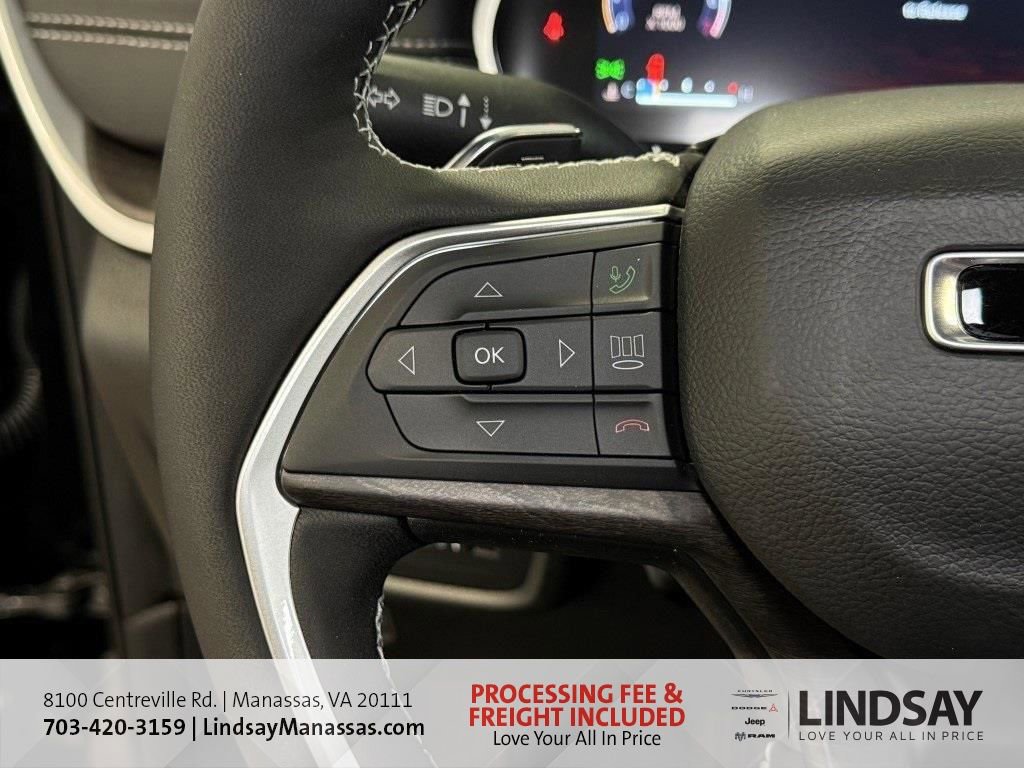 New 2025 Jeep Grand Cherokee Limited w/ Luxury Tech Group II image 32