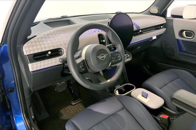 Certified 2025 MINI Cooper S image 21