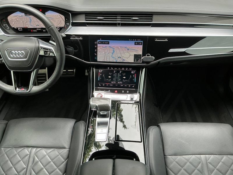 Used 2023 Audi S8 w/ S8 Comfort Plus Package AWD/4WD image 16