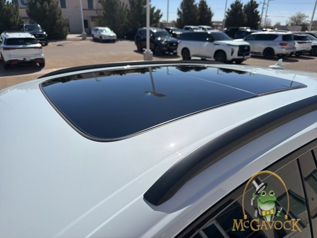 Used 2024 Audi SQ8 Prestige w/ Prestige Package image 7