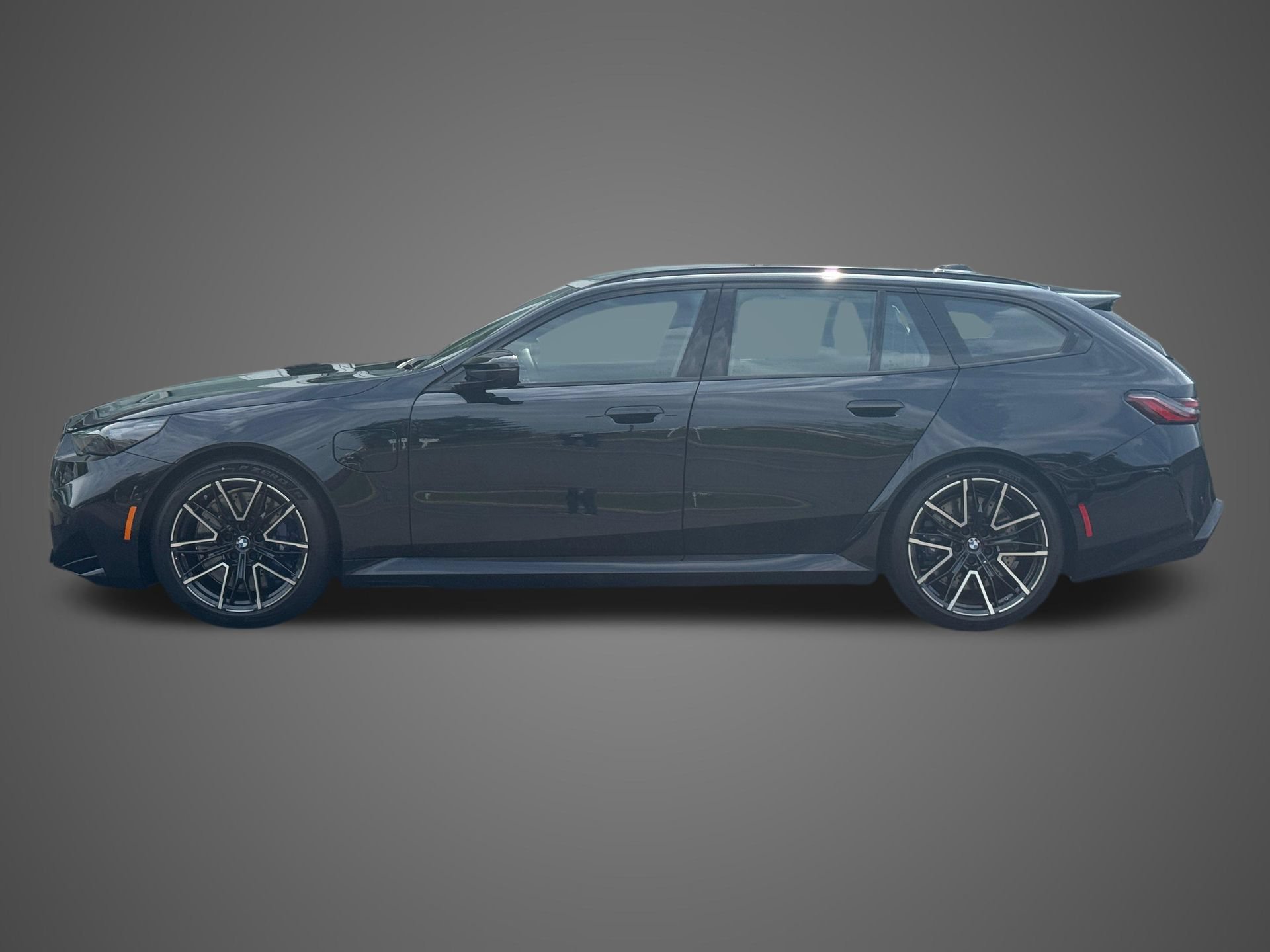 New 2026 BMW M5 Touring AWD/4WD image 8