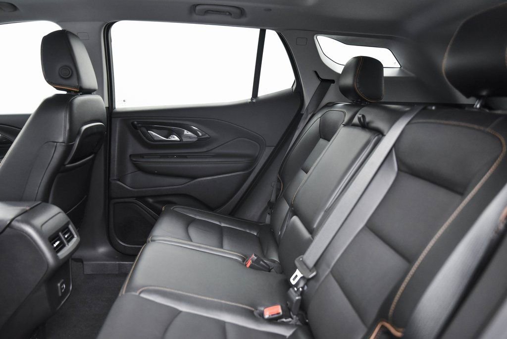 Used 2024 GMC Terrain AT4 image 12