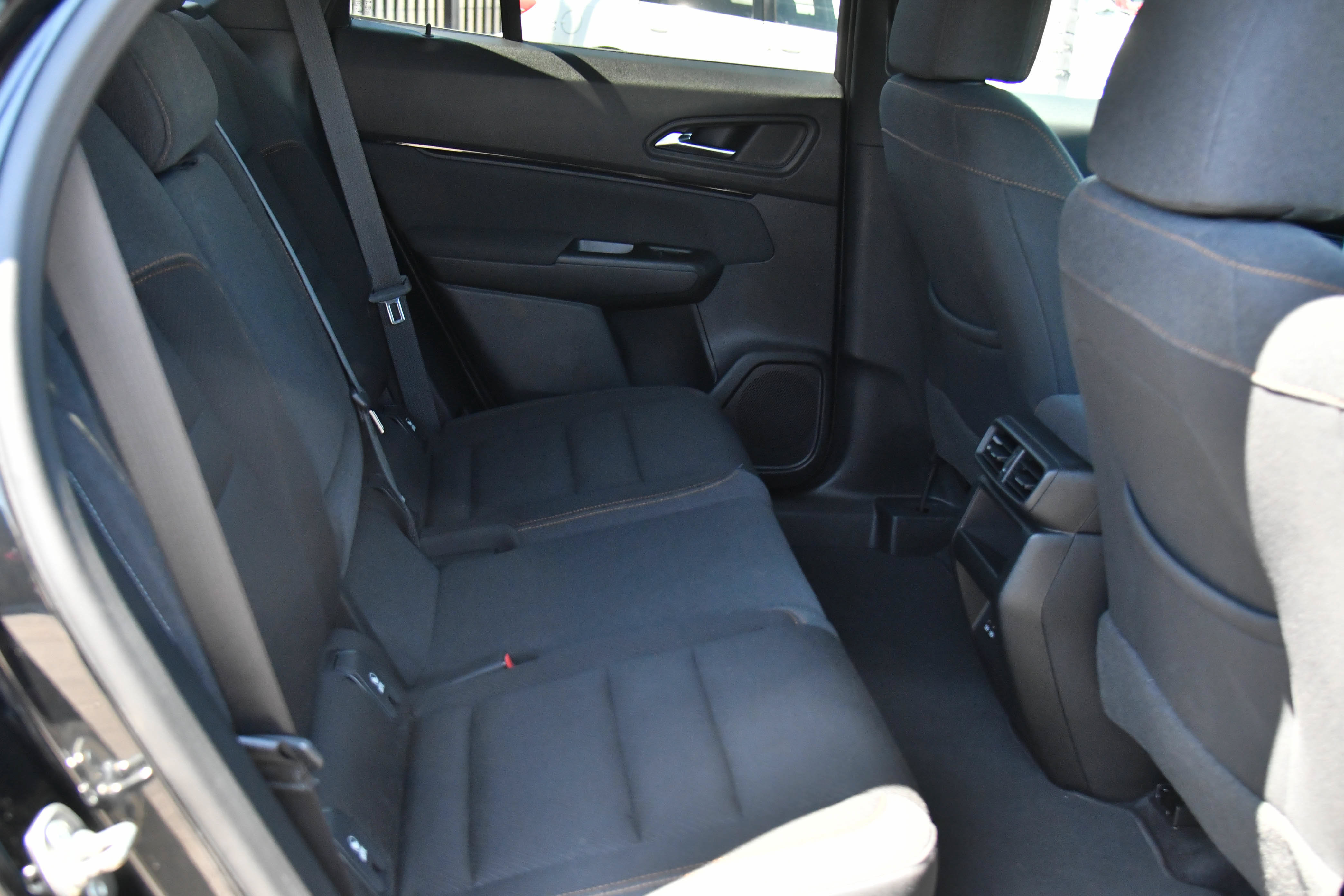 Used 2024 Honda Prologue EX image 44