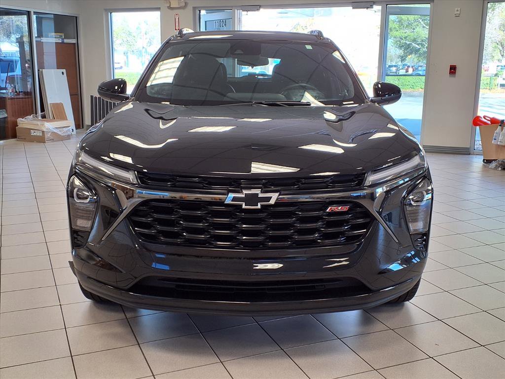 Used 2024 Chevrolet Trax RS w/ Sunroof Package image 7